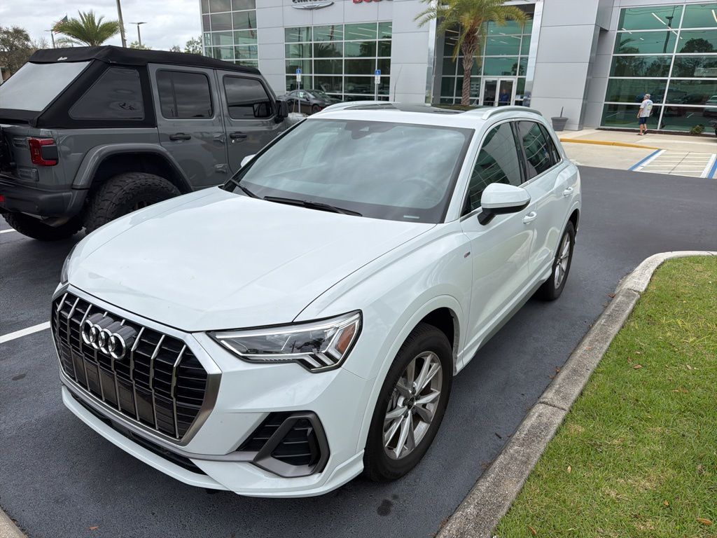 2024 Audi Q3 quattro Premium S Line 45 TFSI