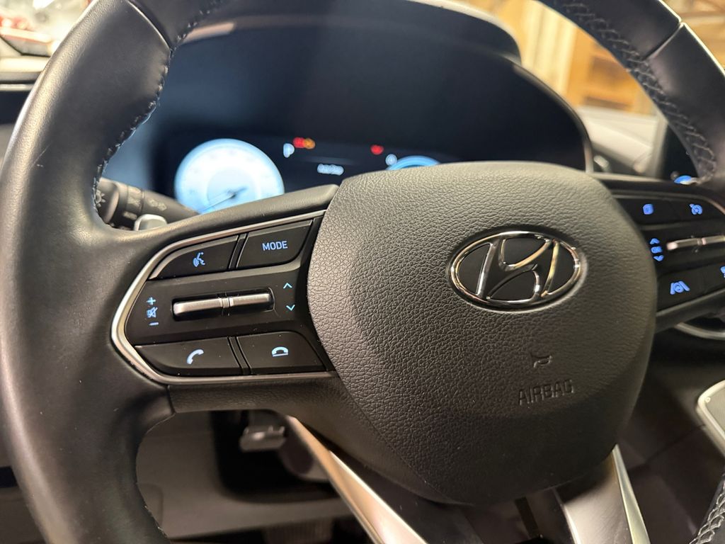 2022 Hyundai Santa Fe SEL photo