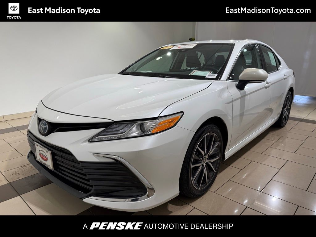 Thumbnail: 2022 Toyota Camry - 1