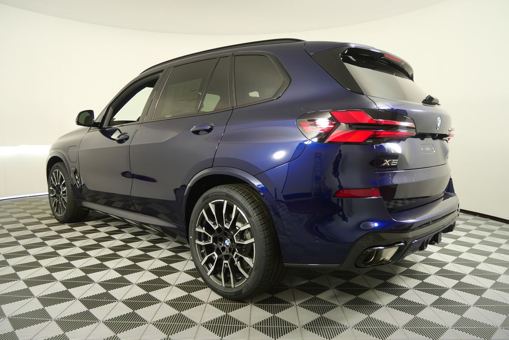Thumbnail: 2026 BMW X5 - 5