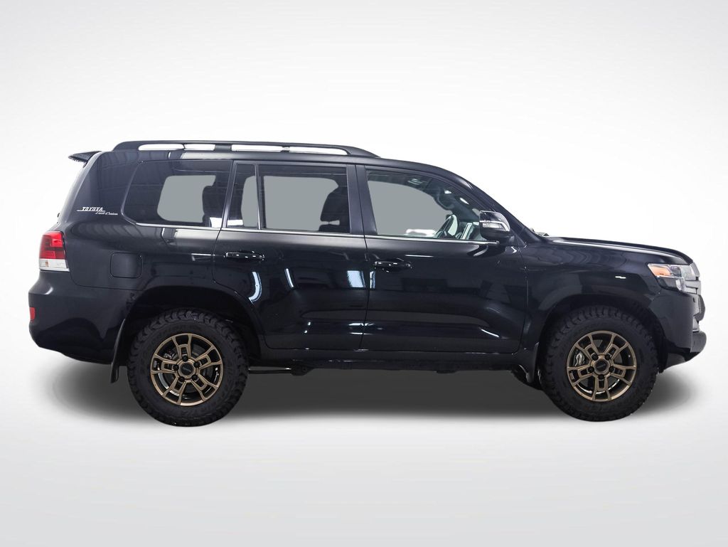 Thumbnail: 2021 Toyota Land Cruiser - 6