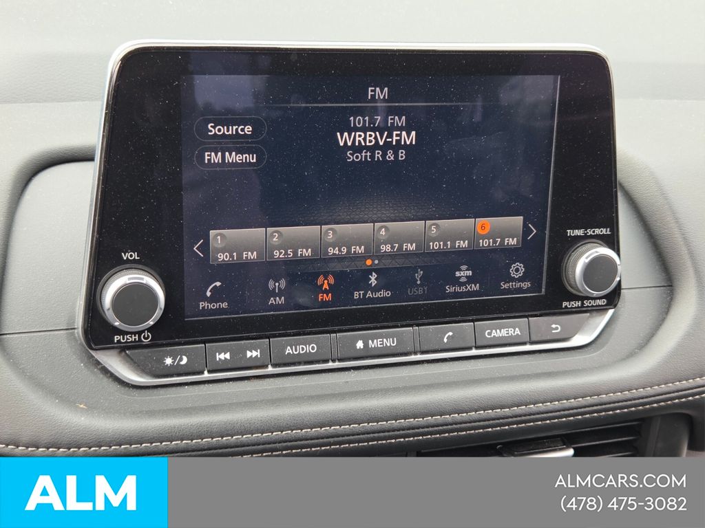 Used 2025 Black Nissan SV image 21