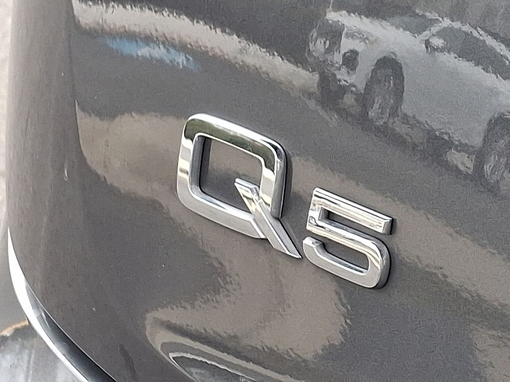 Thumbnail: 2023 Audi Q5 - 29