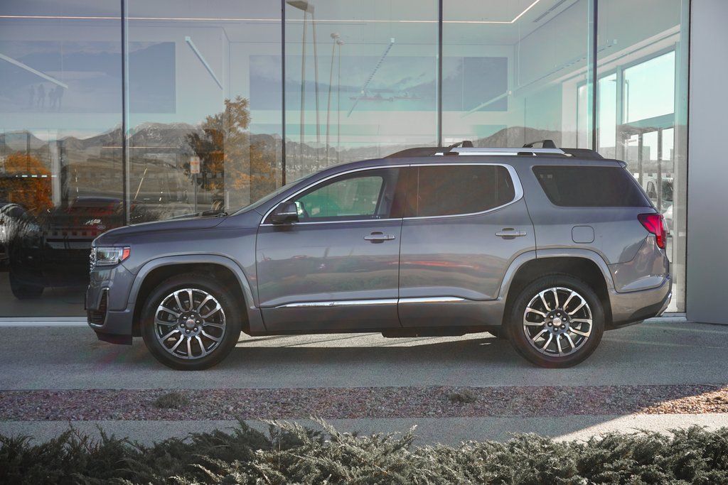 2020 GMC Acadia Denali 8