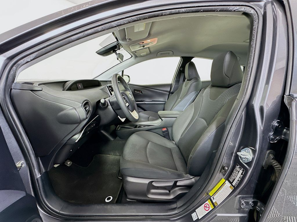 Thumbnail: 2017 Toyota Prius - 20