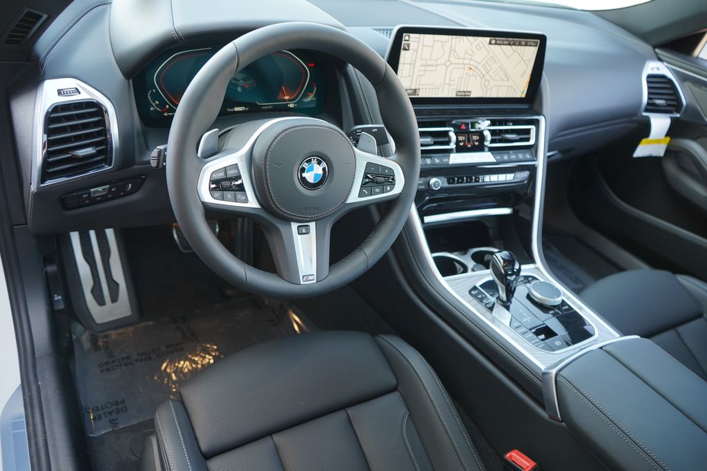 Thumbnail: 2026 BMW 8 Series - 12