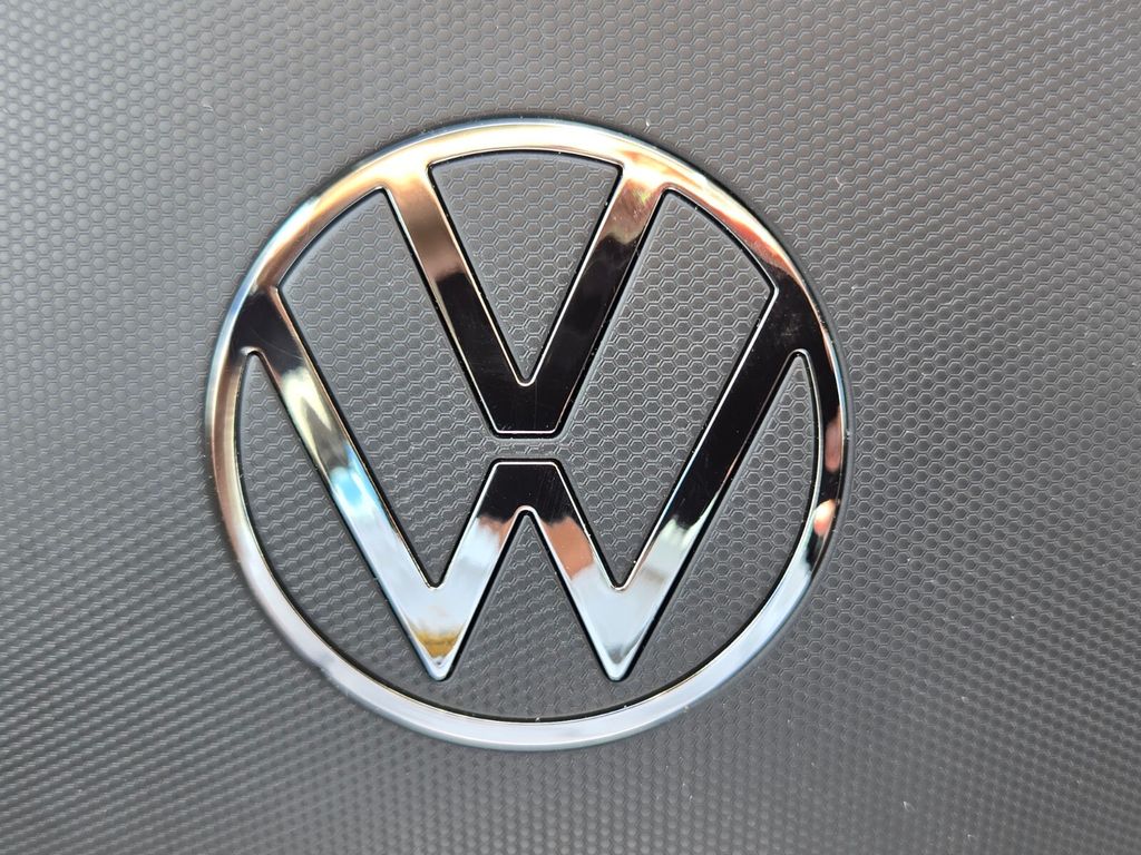 2023 Volkswagen Jetta - $18,500