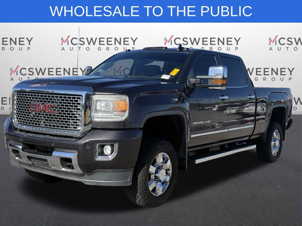 2016 GMC Sierra 2500HD Denali Crew Cab SB 4WD