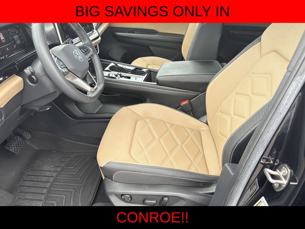 2024 Volkswagen Atlas Cross Sport 2.0T SE w/Technology Black at DeMontrond Gulf Freeway