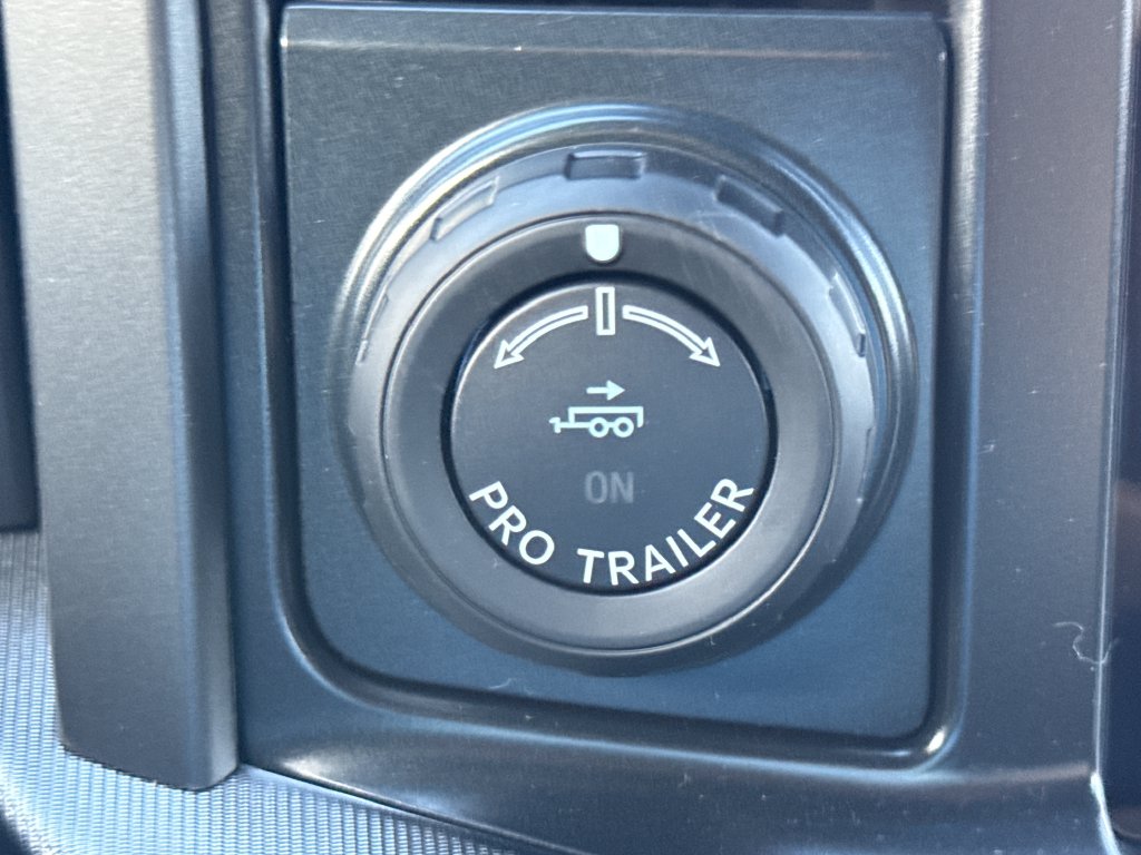 New 2026 Gray Ford Lariat image 36