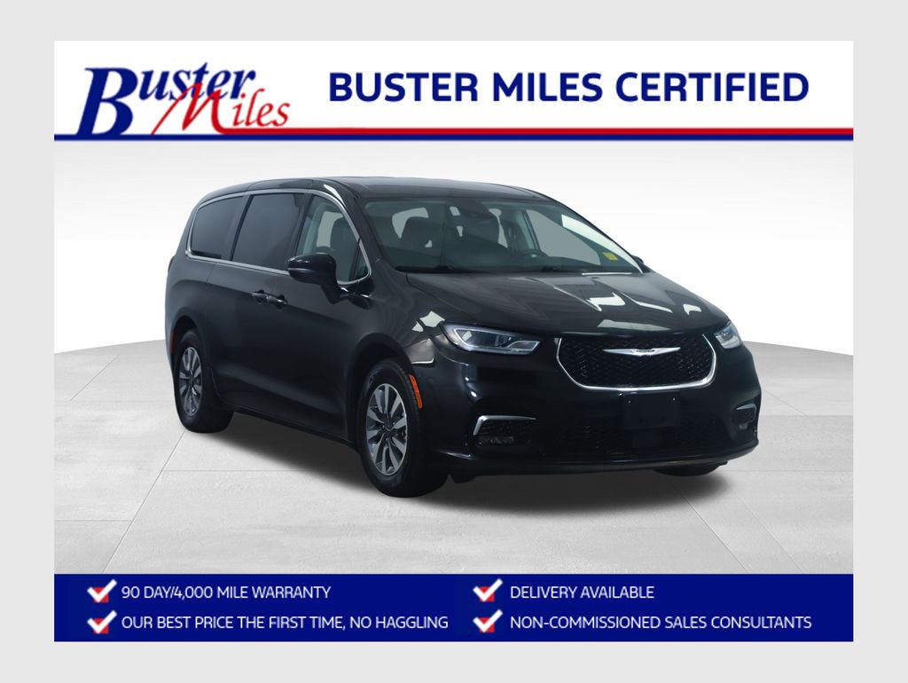  2023 Chrysler Pacifica Hybrid Touring L FWD   