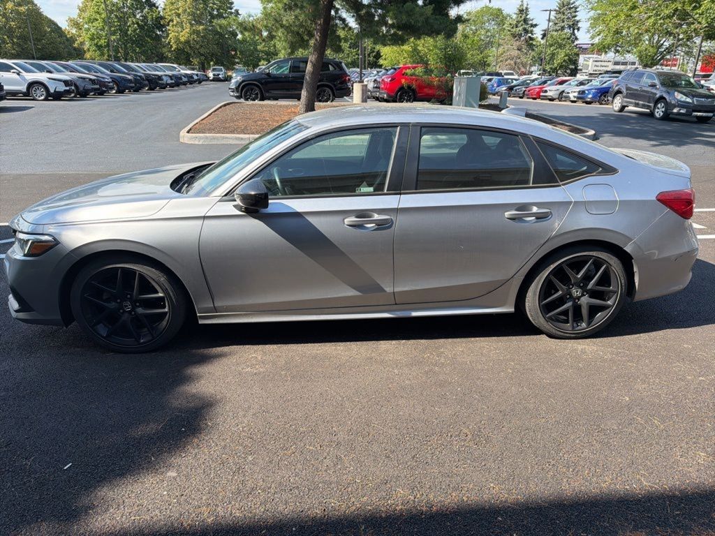 Used 2024 Gray Honda Sport image 4