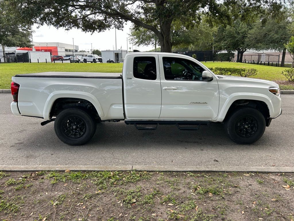2022 Toyota Tacoma SR5 6