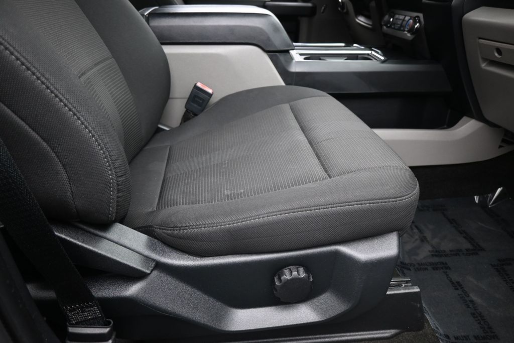 Used 2019 Ingot Silver Ford XL image 40