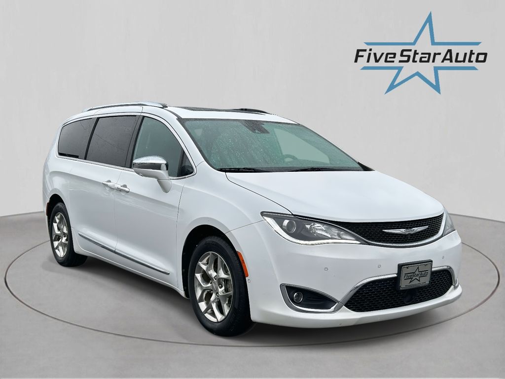 2017 Chrysler Pacifica Limited FWD