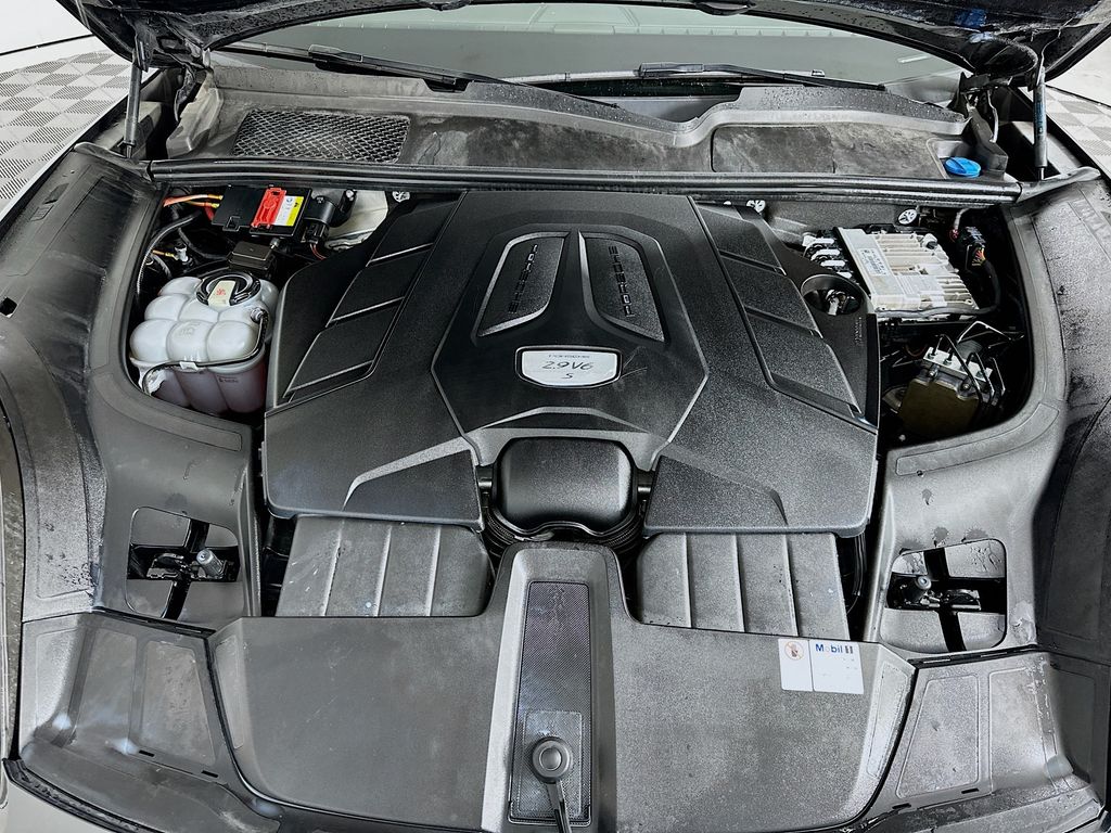 Thumbnail: 2019 Porsche Cayenne - 31