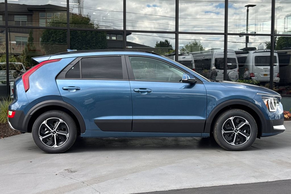 new 2026 Kia Niro car, priced at $31,885