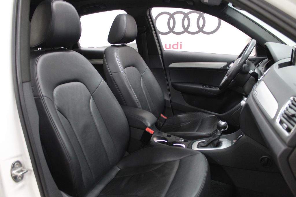 Thumbnail: 2016 Audi Q3 - 24