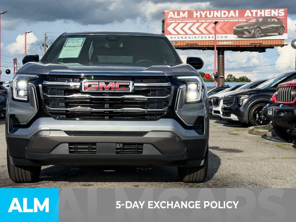 Used 2026 Silver GMC Elevation image 3