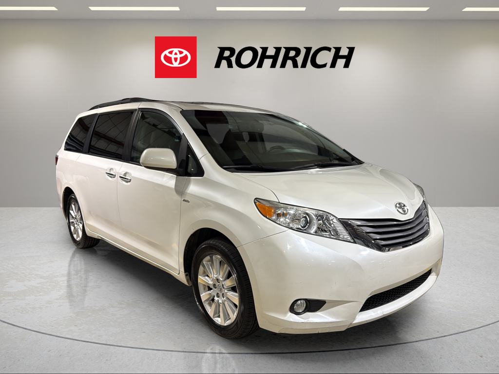 2016 Toyota Sienna XLE 7-Passenger AWD