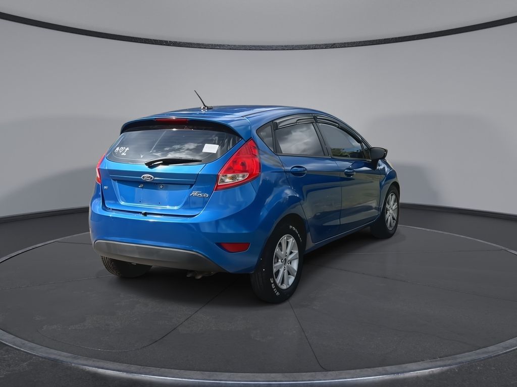 Thumbnail: 2011 Ford Fiesta - 8