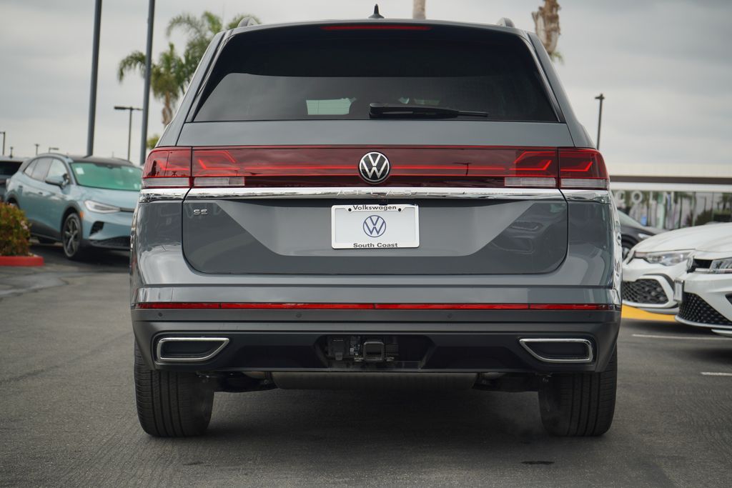 2025 Volkswagen Atlas SE 4