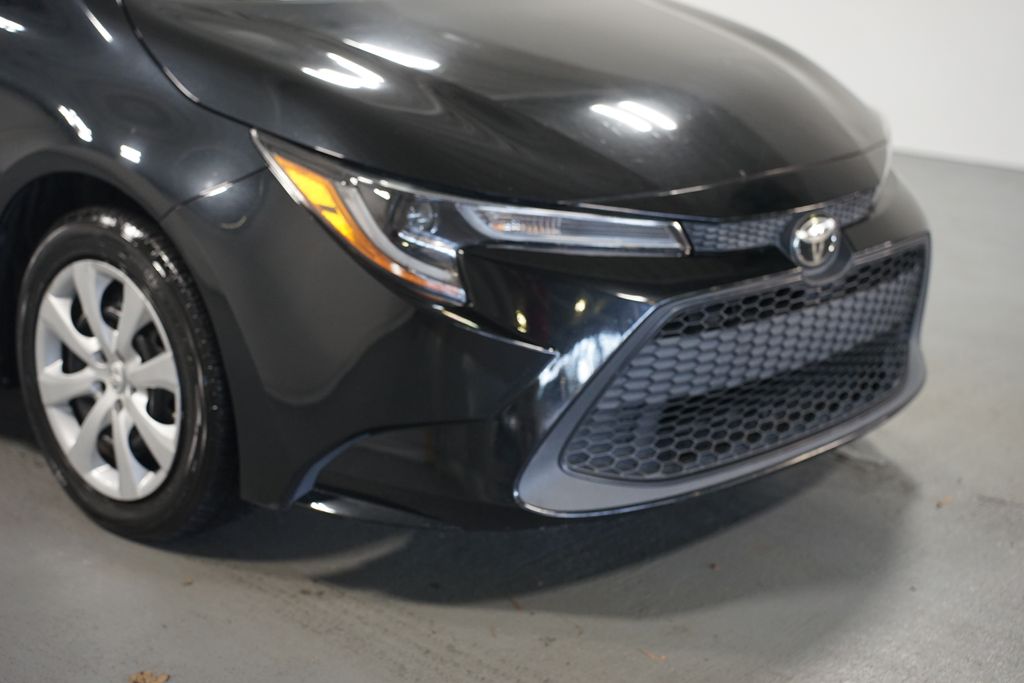 Thumbnail: 2021 Toyota Corolla - 4