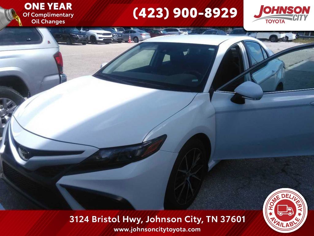Ice Cap 2024 Toyota Camry Sedan Front-Wheel Drive 8-Speed Automatic