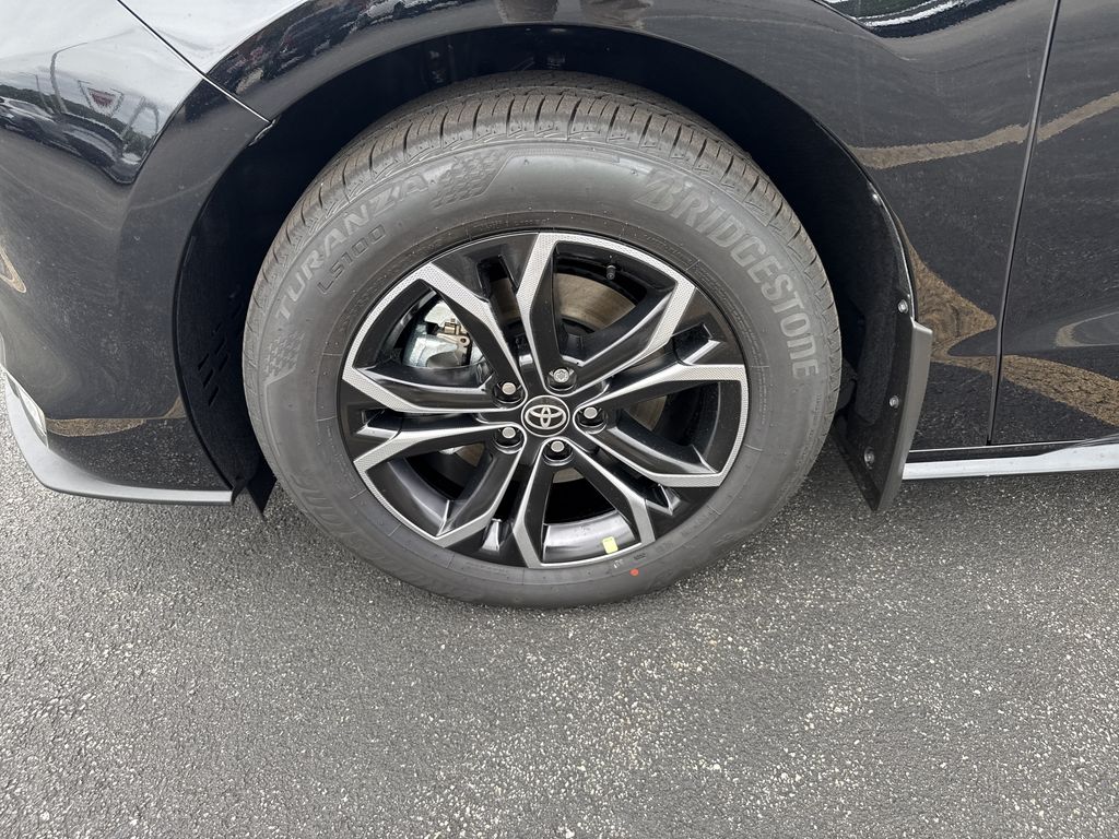New 2026 Toyota Sienna Van