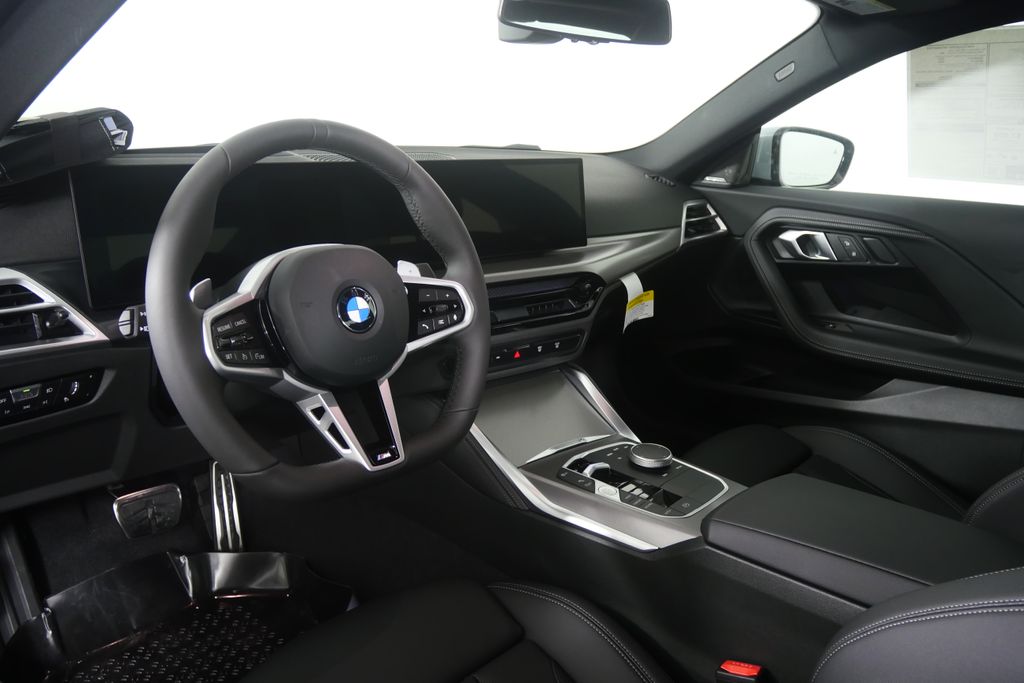 Thumbnail: 2026 BMW 2 Series - 13