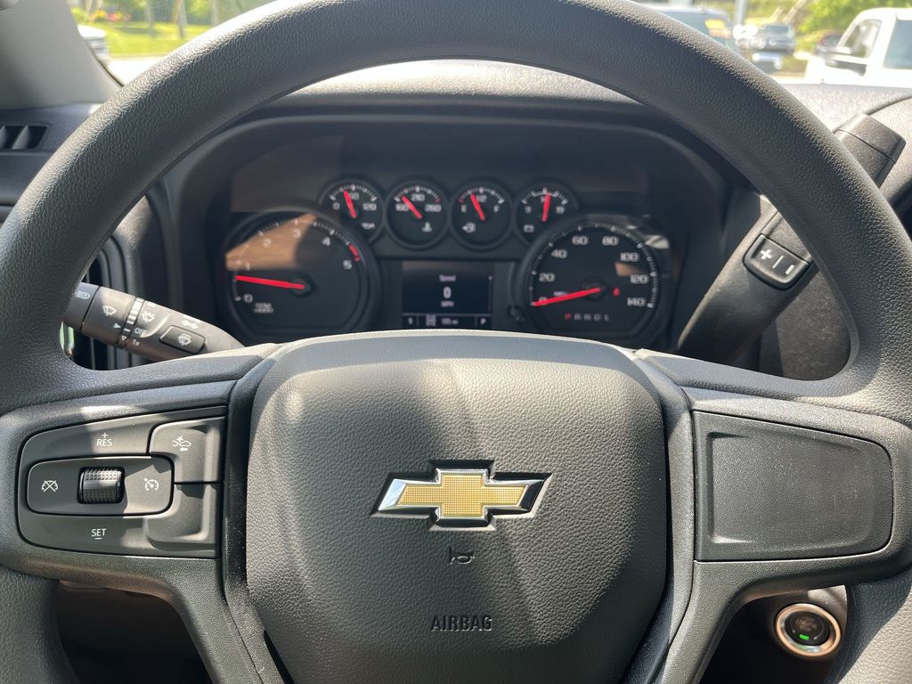 2025 Chevrolet Silverado 3500HD Work Truck photo