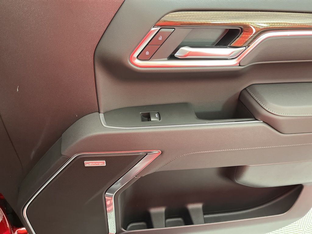 2025 Chevrolet Silverado 1500 RST 12