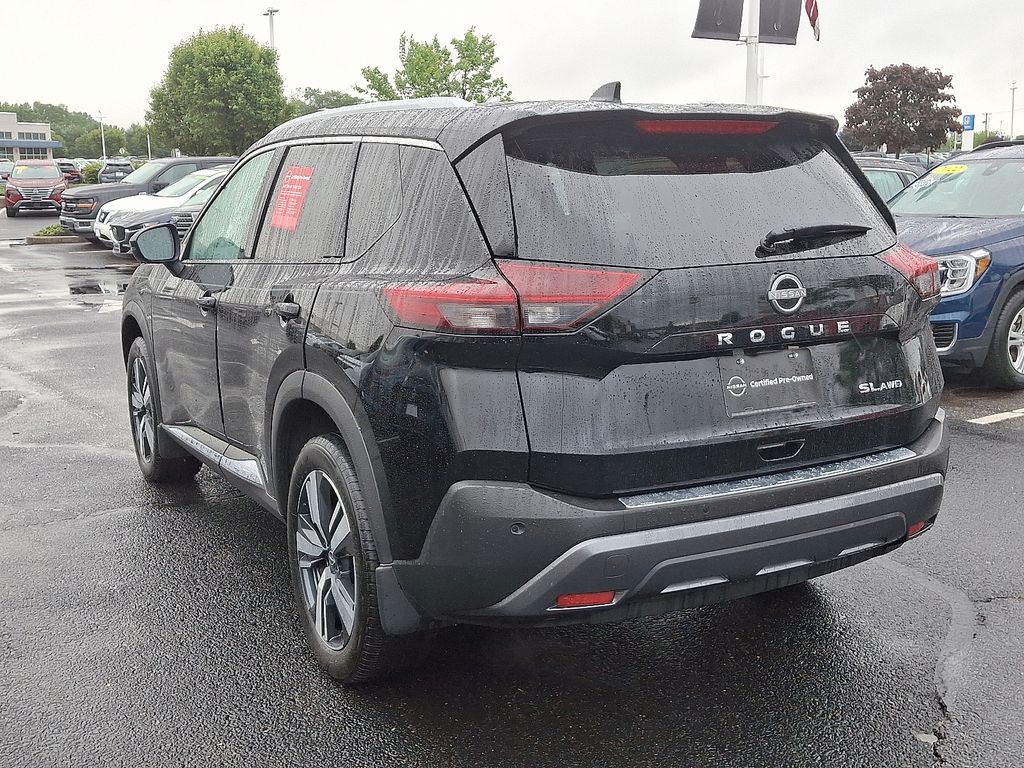2023 Nissan Rogue SL 4