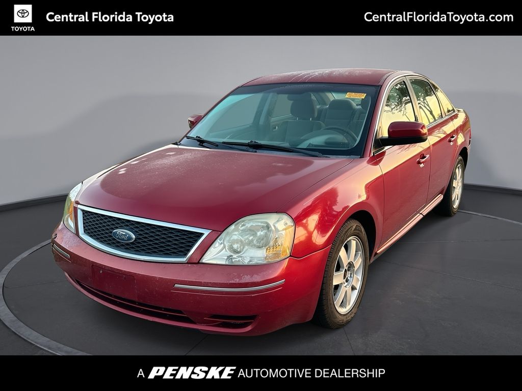 Red 2006 Ford Five Hundred Sedan Front-Wheel Drive Continuously Variable Transmission