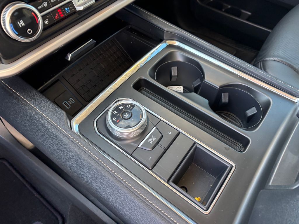 Used Car 2024 Ford Expedition  Xlt For Sale Under $50,000 In Austin, Texas