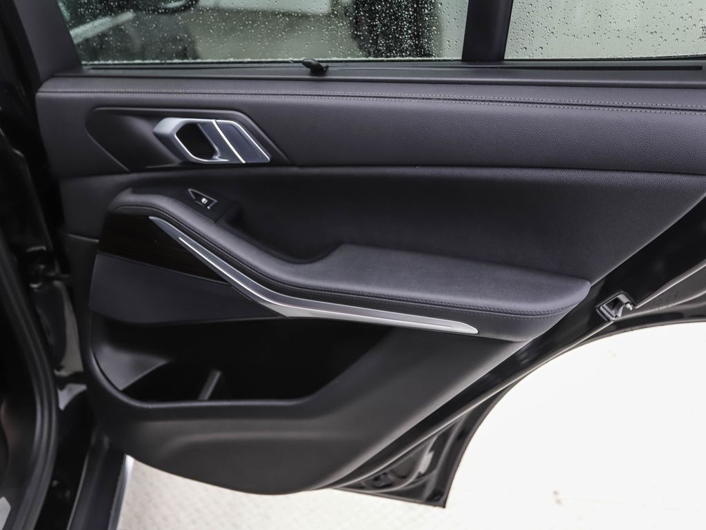 2021 BMW X5 xDrive40i 24