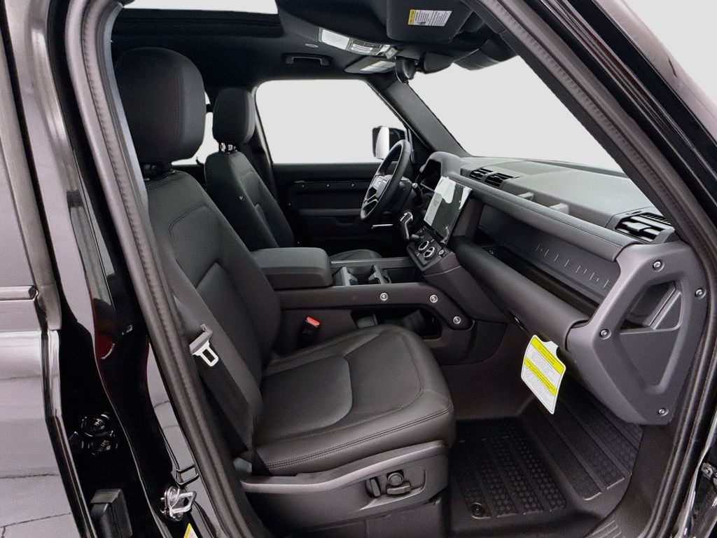 Thumbnail: 2026 Land Rover Defender - 20