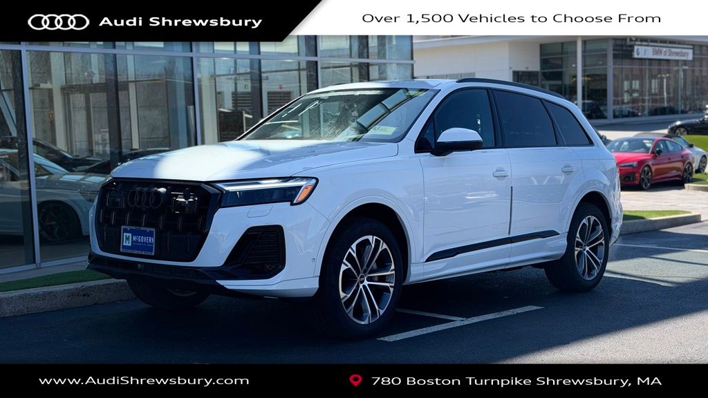 Glacier White 2026 Audi Q7 quattro Premium 45 TFSI SUV / Crossover All-Wheel Drive 8-Speed Automatic