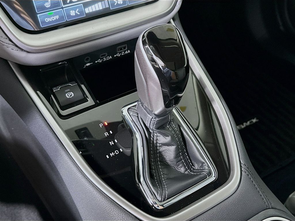2025 Subaru Outback Limited - Photo 22