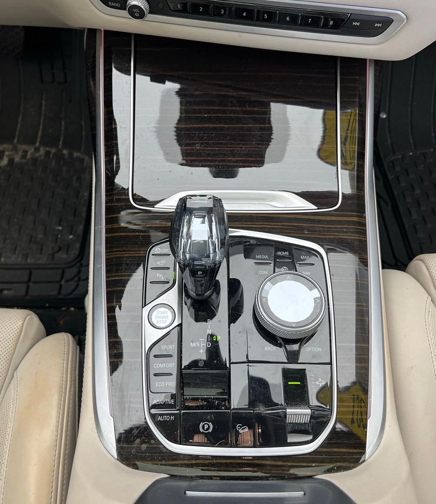 Thumbnail: 2021 BMW X7 - 12