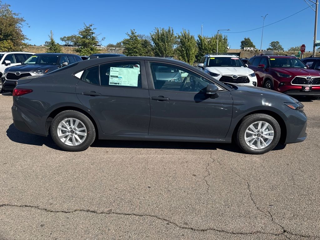 2026 Toyota Camry LE photo 8