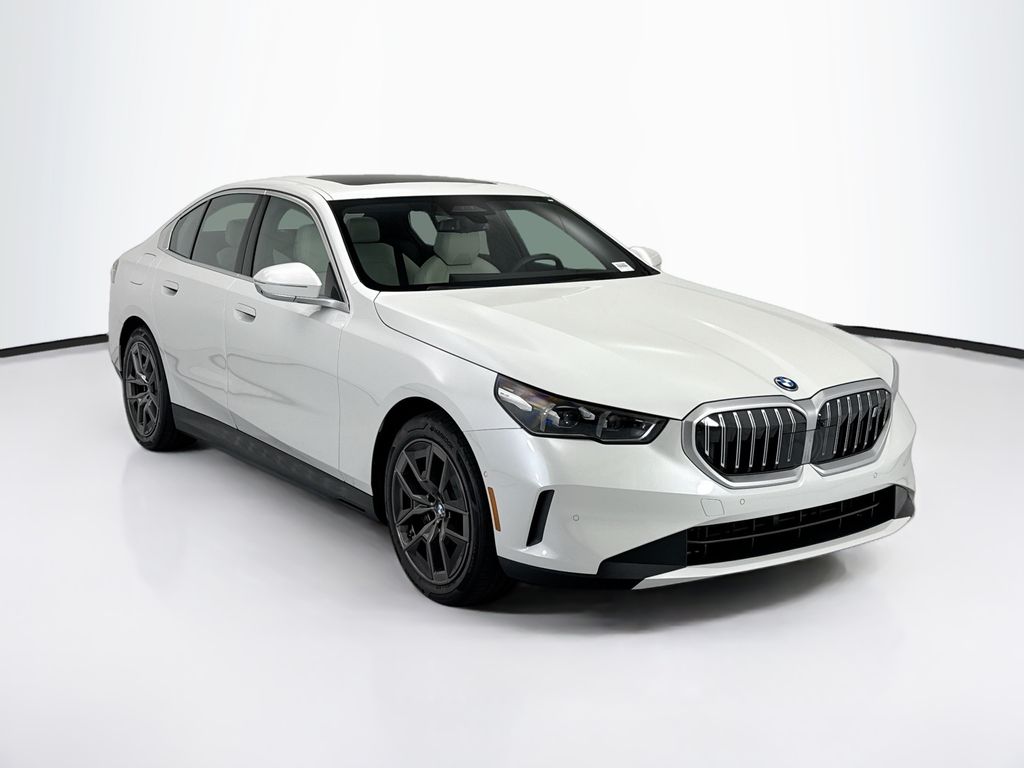 Thumbnail: 2026 BMW i5 - 3