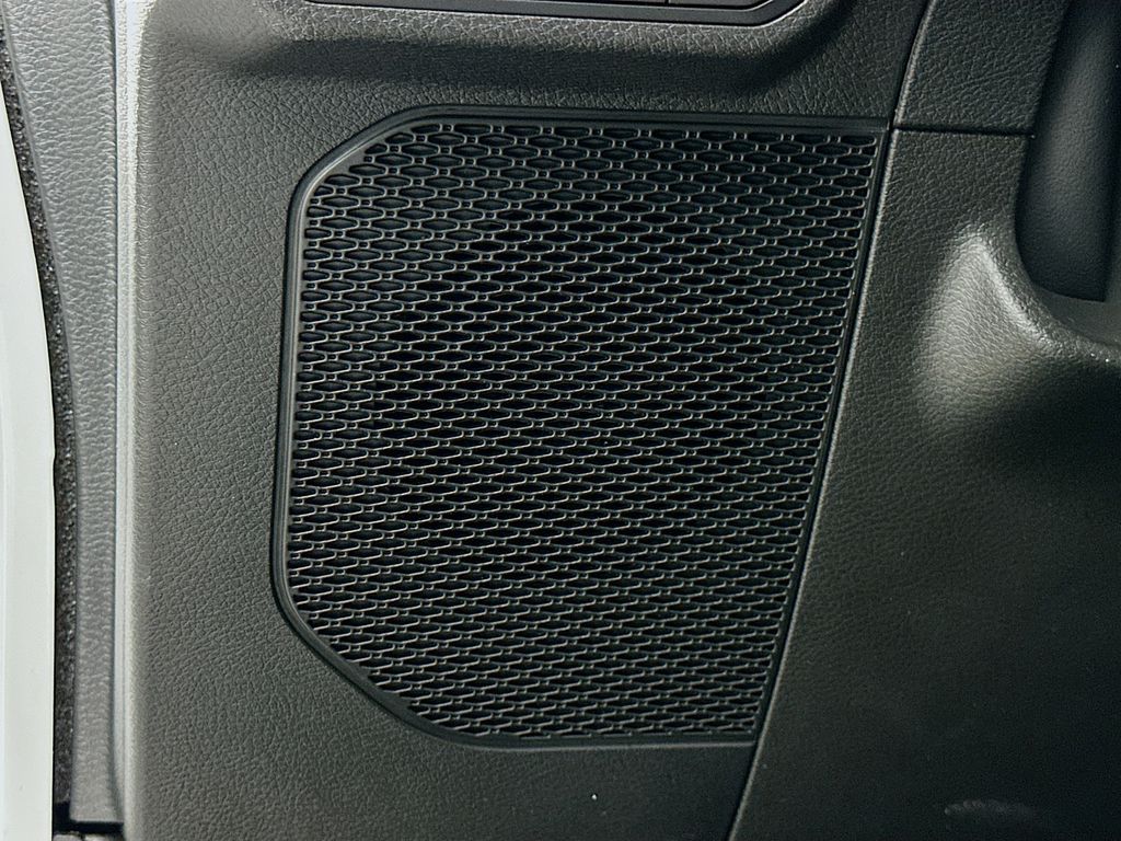 Thumbnail: 2024 Jeep Wrangler - 19