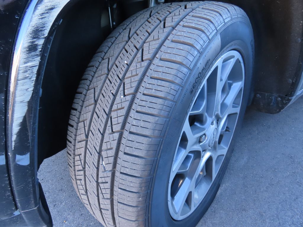 Thumbnail: 2020 Jeep Grand Cherokee - 14