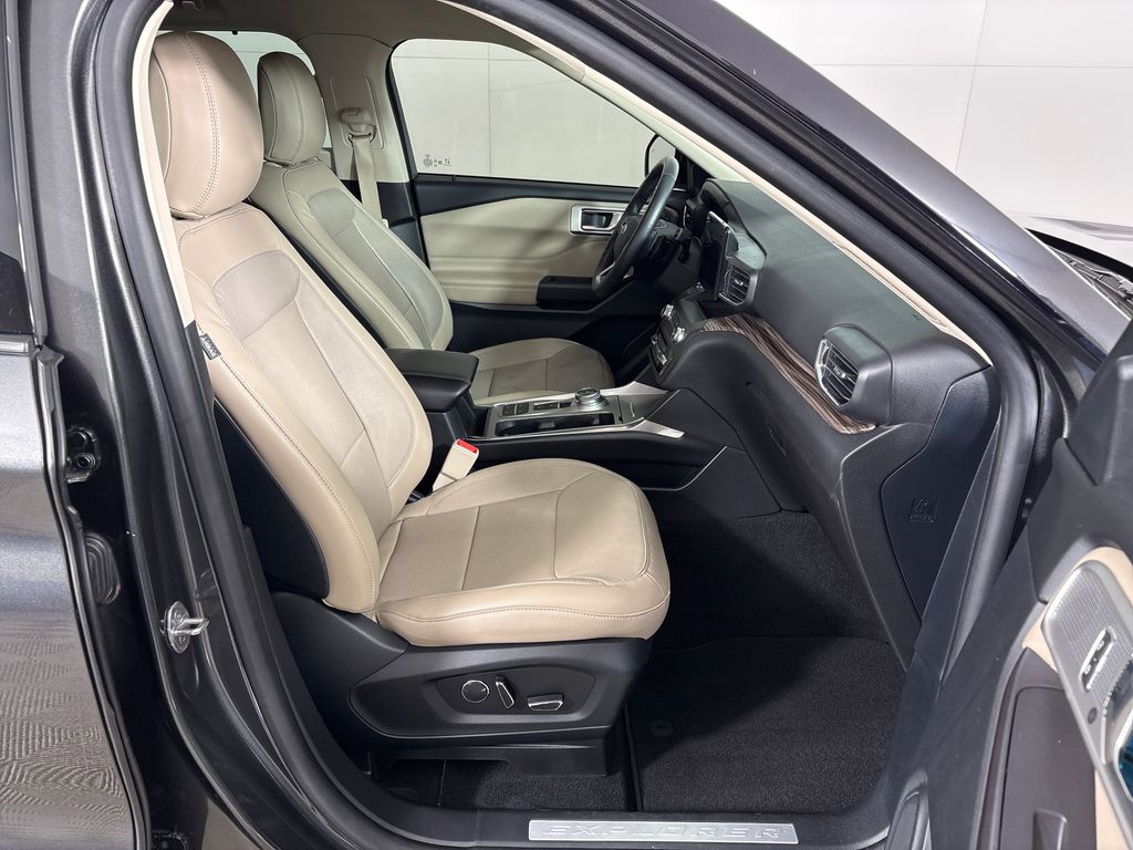 Certified Used 2020 Gray Ford Limited image 6