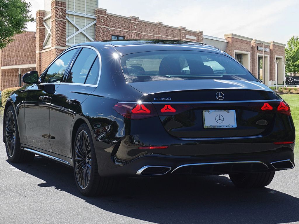 Thumbnail: 2026 Mercedes-Benz E-Class - 7