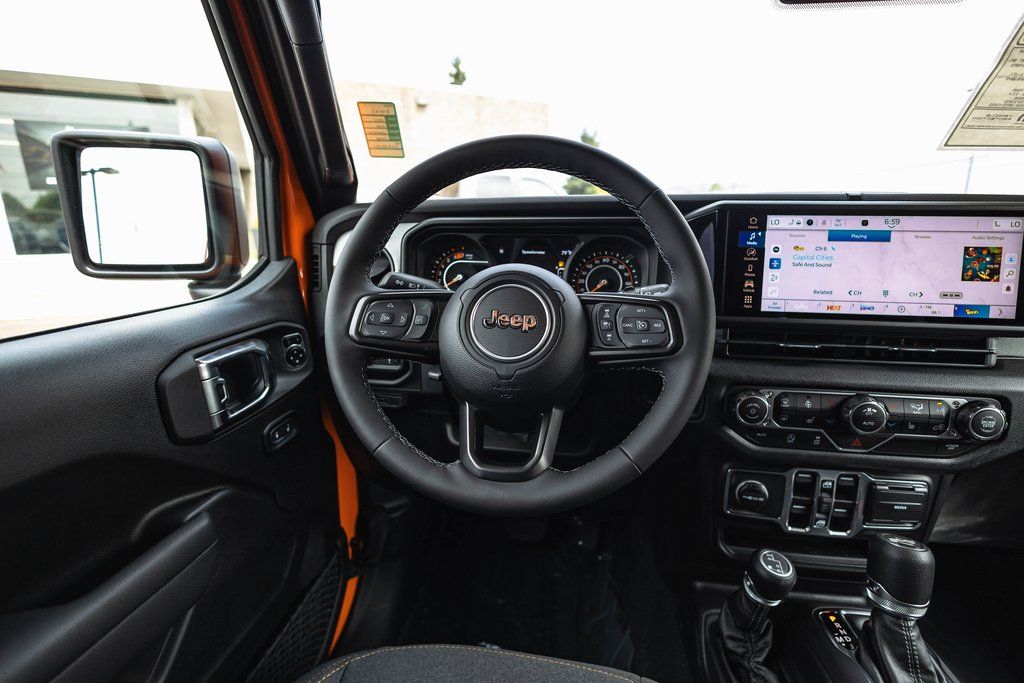 2025 Jeep Wrangler Sport S thumbnail 24