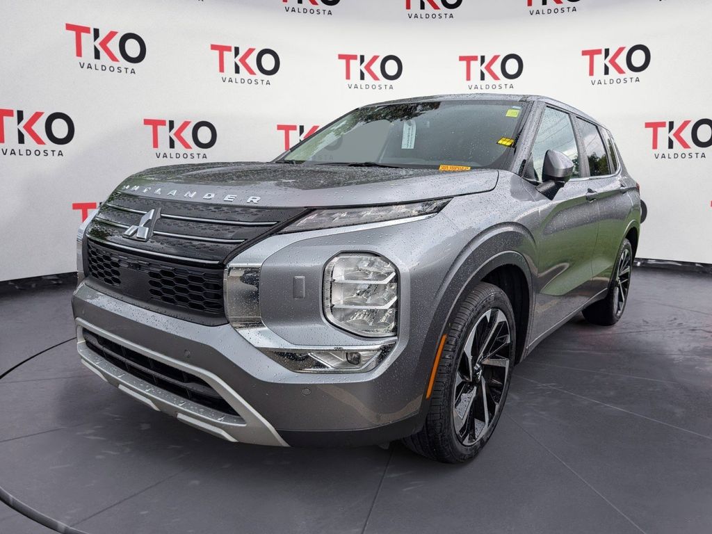 Used 2023 Mitsubishi Outlander SUV