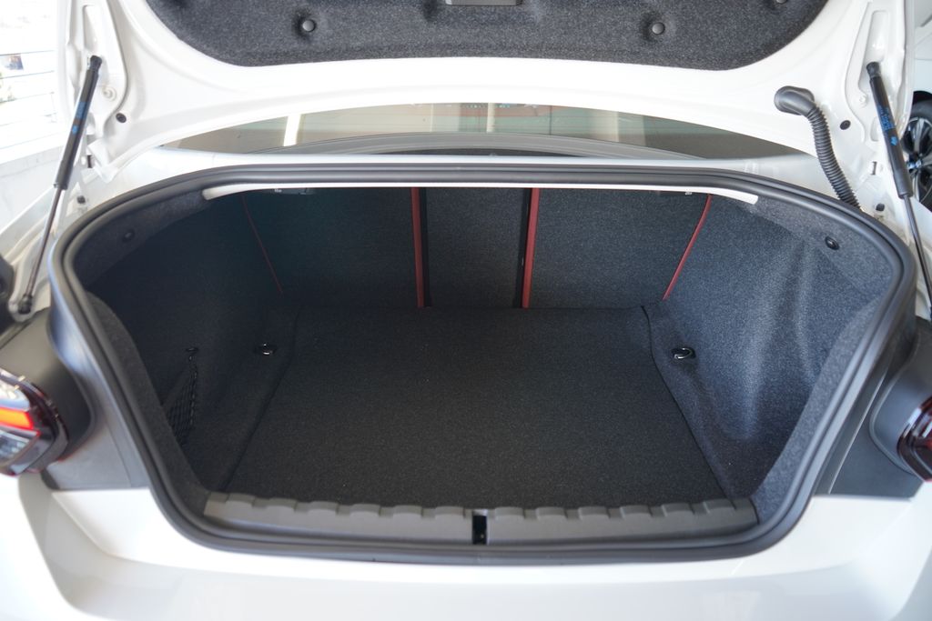 Thumbnail: 2026 BMW 2 Series - 21