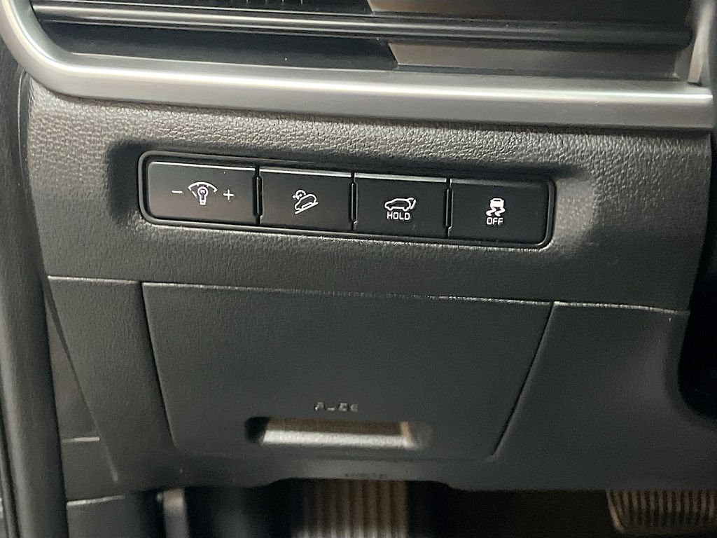 Used 2023 Gravity Gray Kia EX image 10
